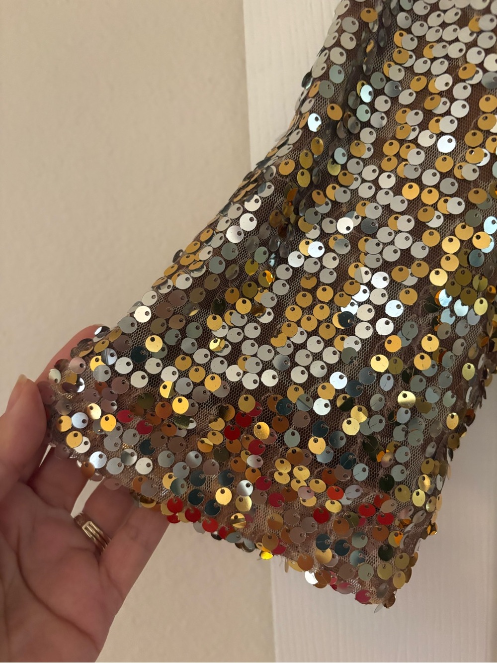 NWOT - Kris Jenner Kollection  Gold Sequin Scoop-Neck Tunic - Picture 5 of 15
